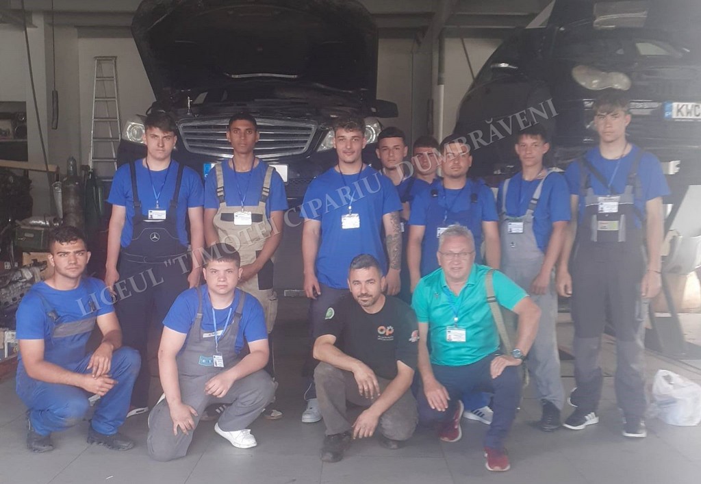 Click pentru marire