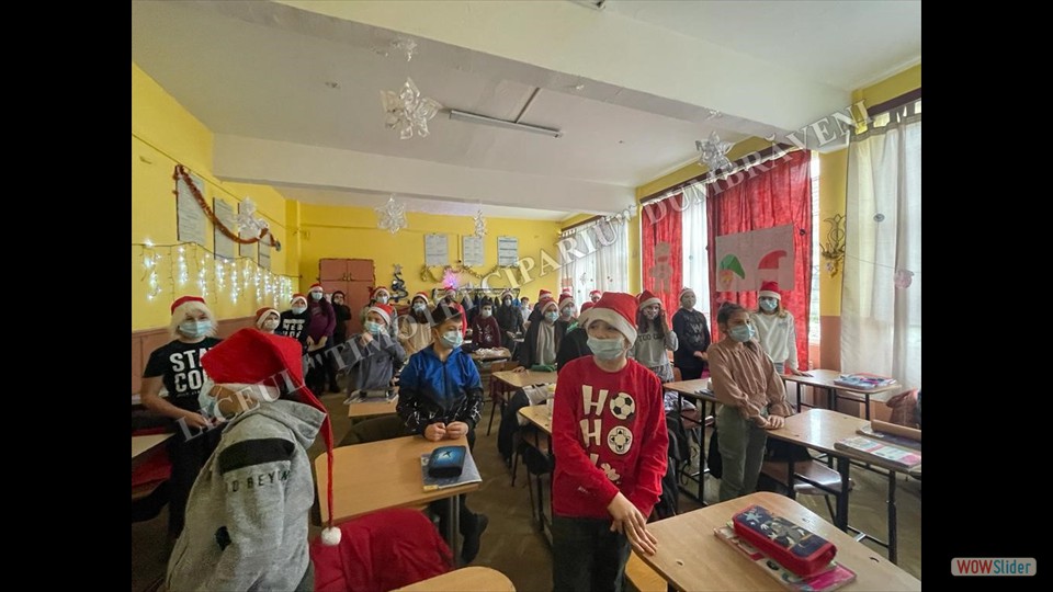 Clasa a-V-a B - Liceul „Timotei Cipariu” Dumbrăveni 